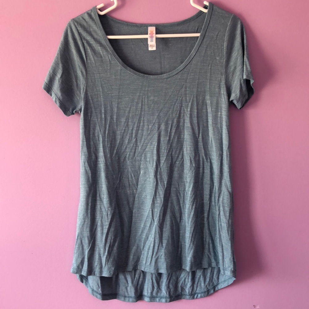 Lularoe classic tee